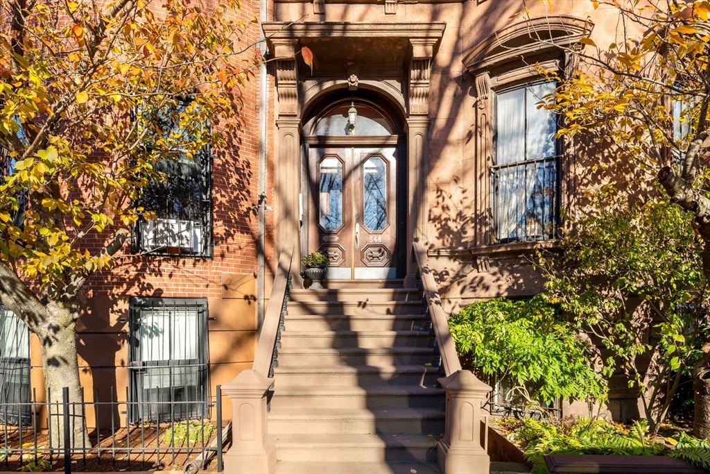 548 Massachusetts Avenue, Unit 3 Boston, MA 02118 - Photo 27 of 28 a pathway of a house