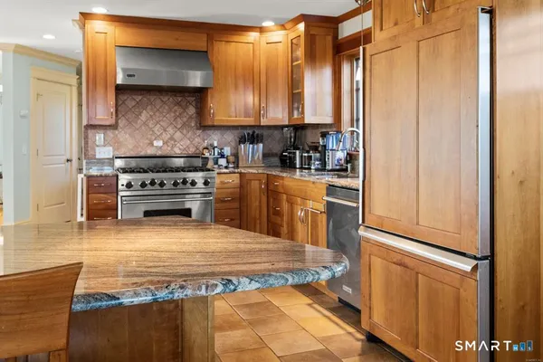 $8,000 | 4 Point Road, Old Saybrook, CT 06475