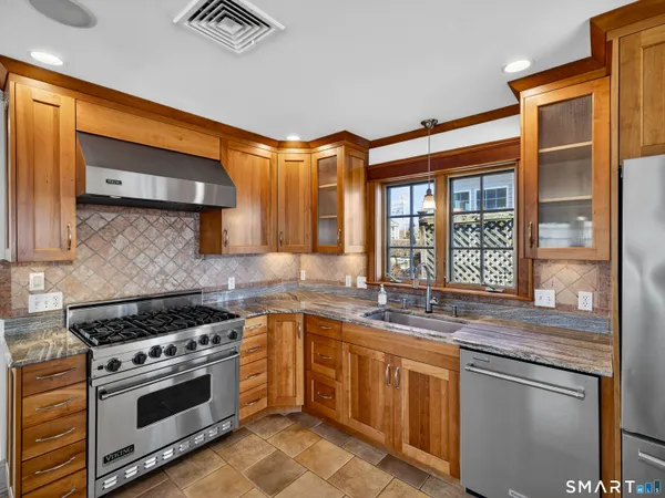 $8,000 | 4 Point Road, Old Saybrook, CT 06475