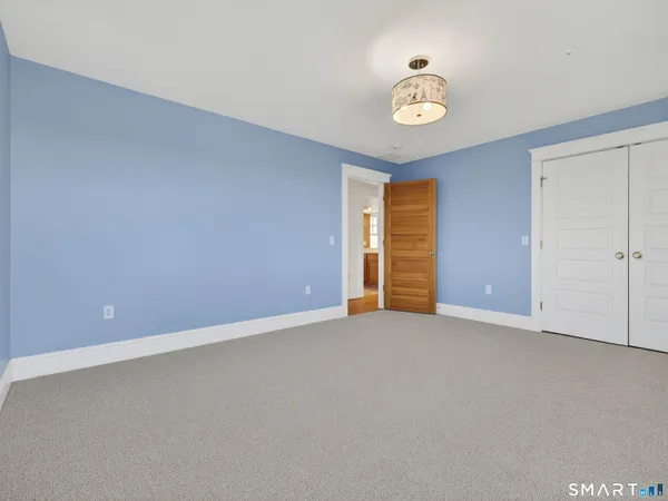 $8,000 | 4 Point Road, Old Saybrook, CT 06475