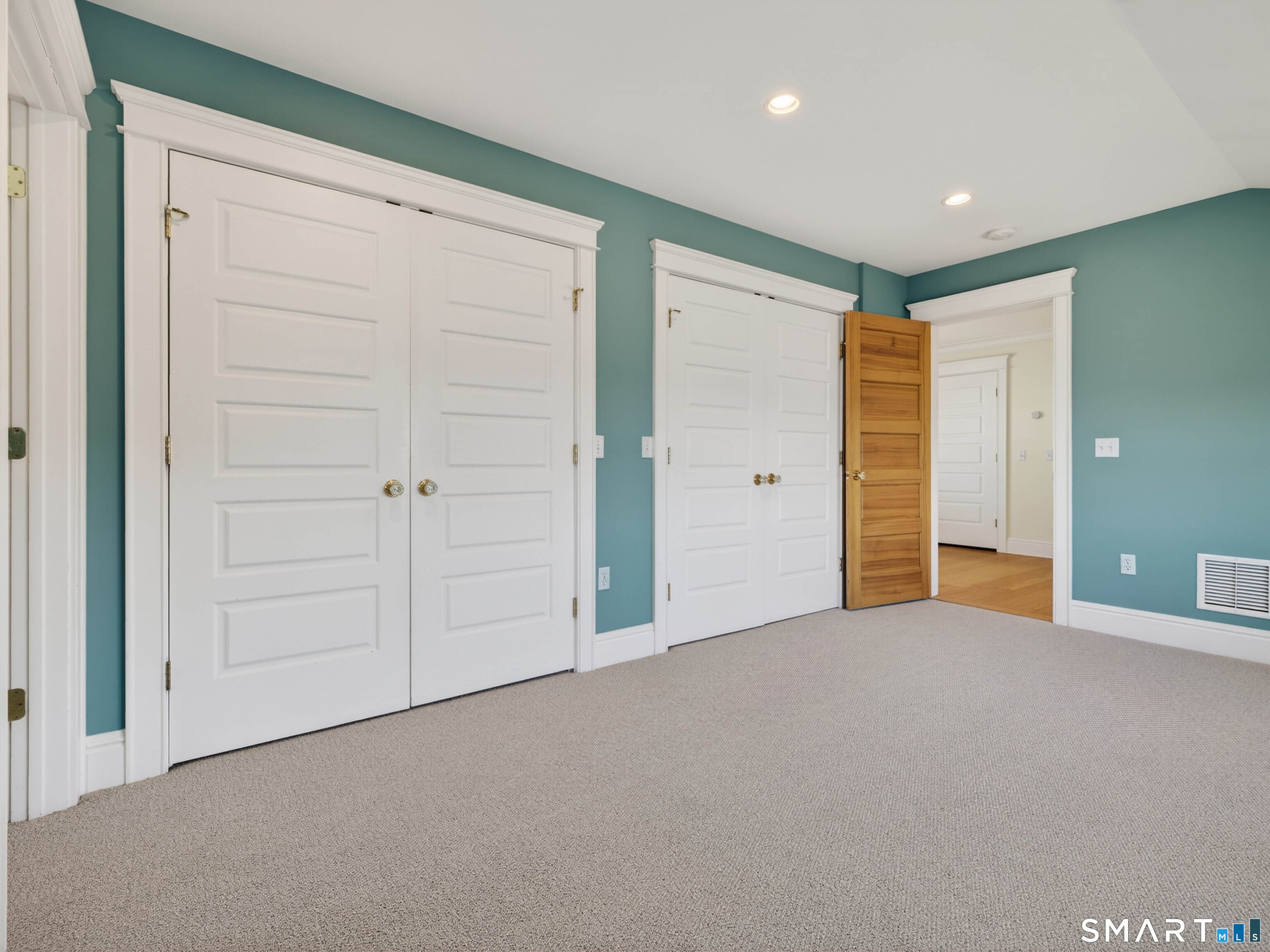 4 Point Road Old Saybrook, CT 06475 - Photo 52 of 58 an empty room with closet area