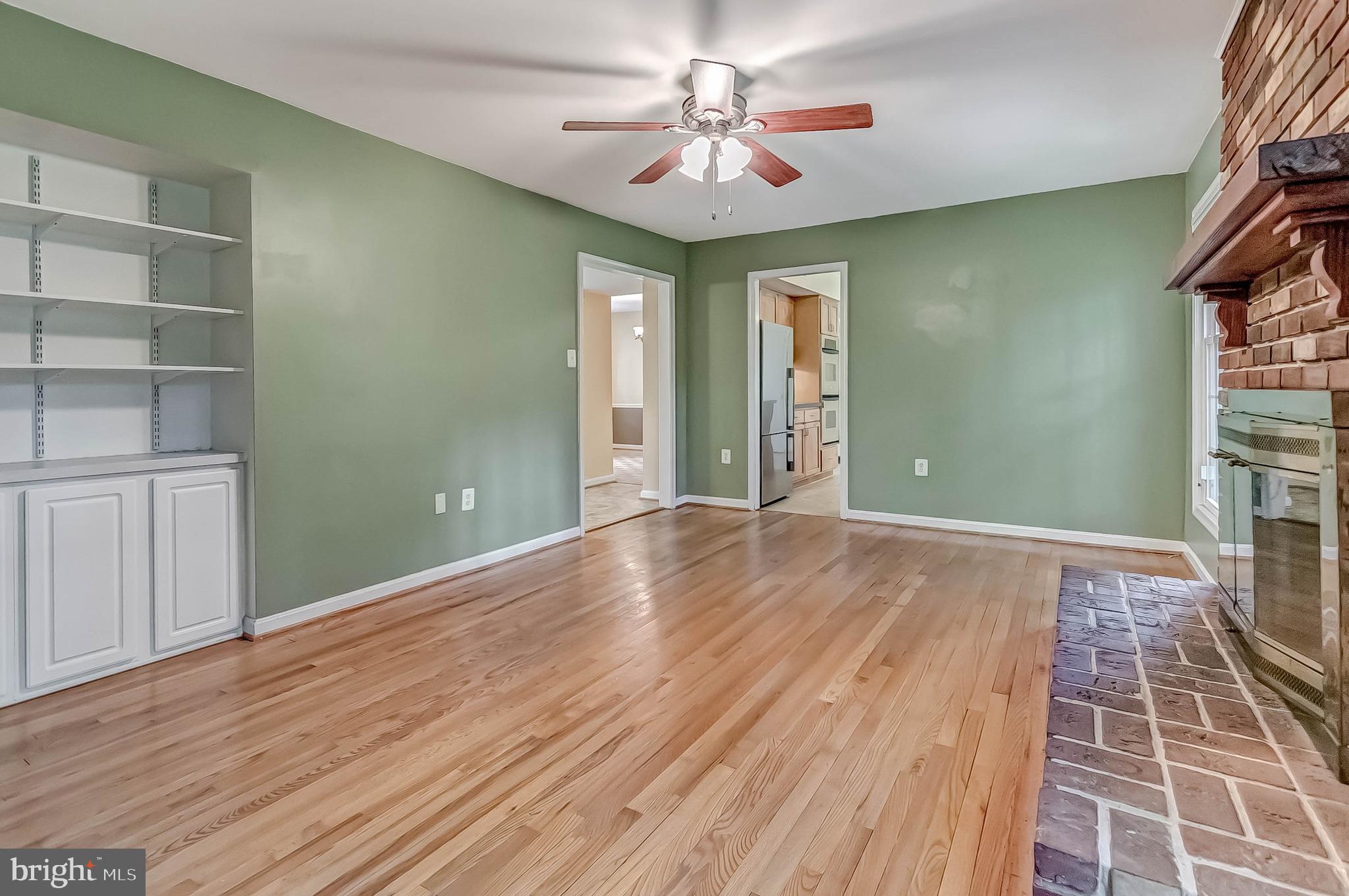 2908 Bluff Point Lane Silver Spring, MD 20906 - Photo 19 of 63 Family room with ceiling fan