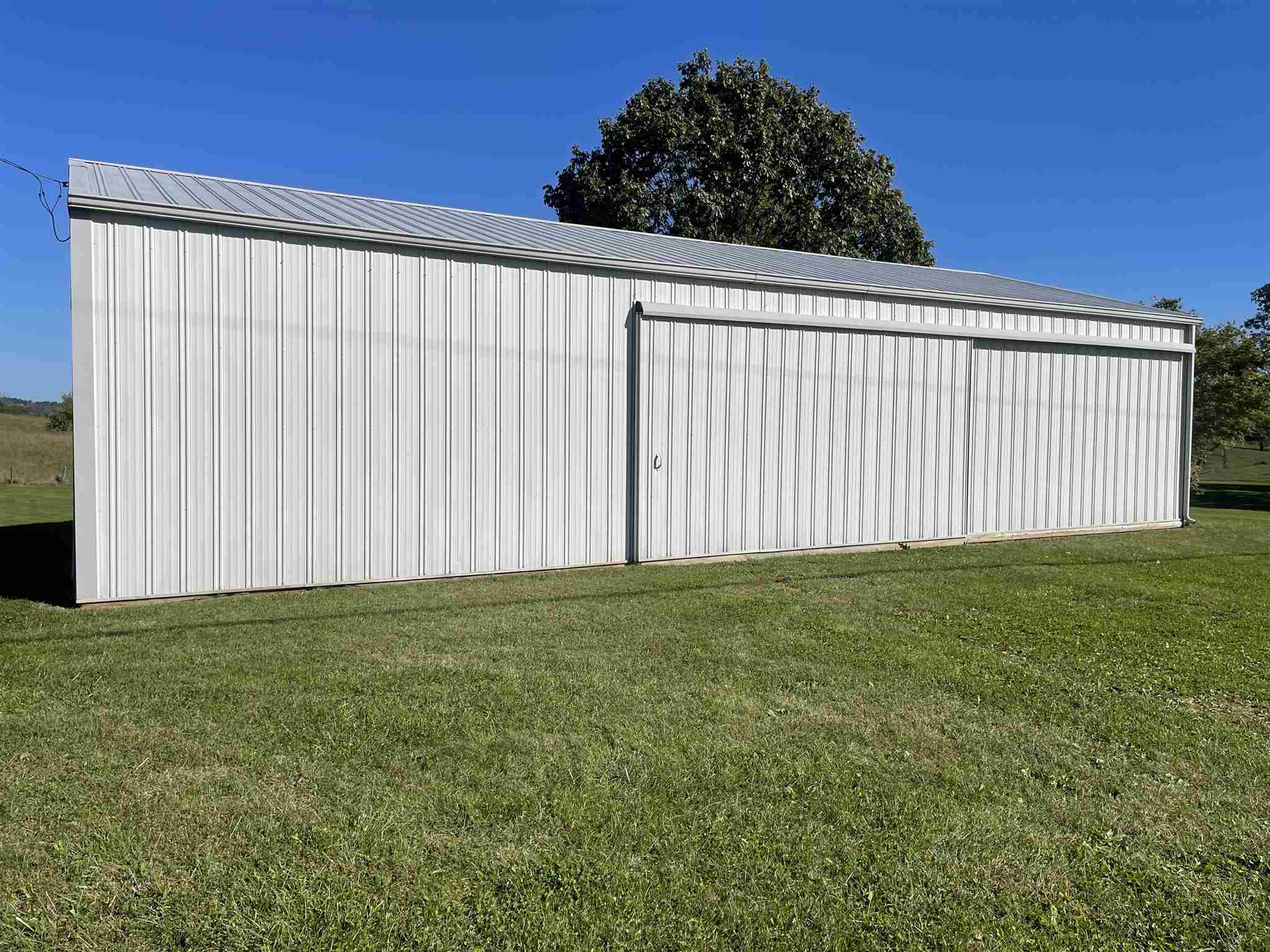 921 Leatherwood Road Bedford, IN 47421 - Photo 4 of 22 Gallery Image 4