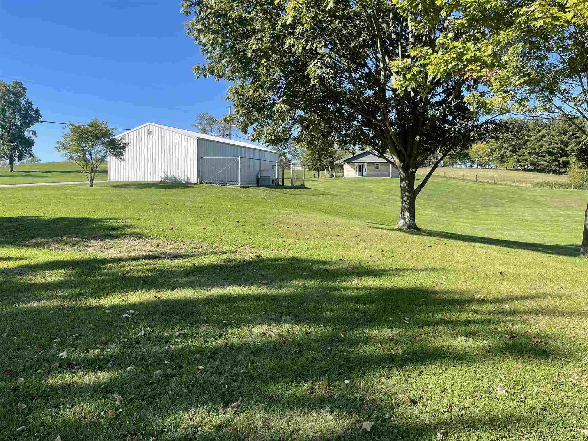 921 Leatherwood Road Bedford, IN 47421 - Photo 5 of 22 Gallery Image 5