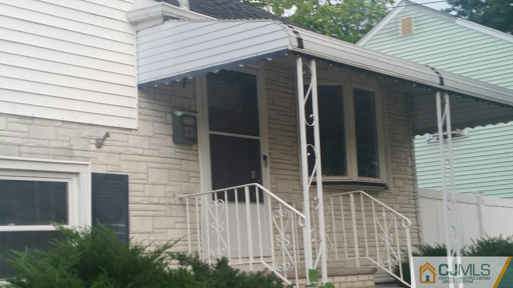 23 Wilshire Road Edison, NJ 08817 - Photo 16 of 21 a view of a house with a door