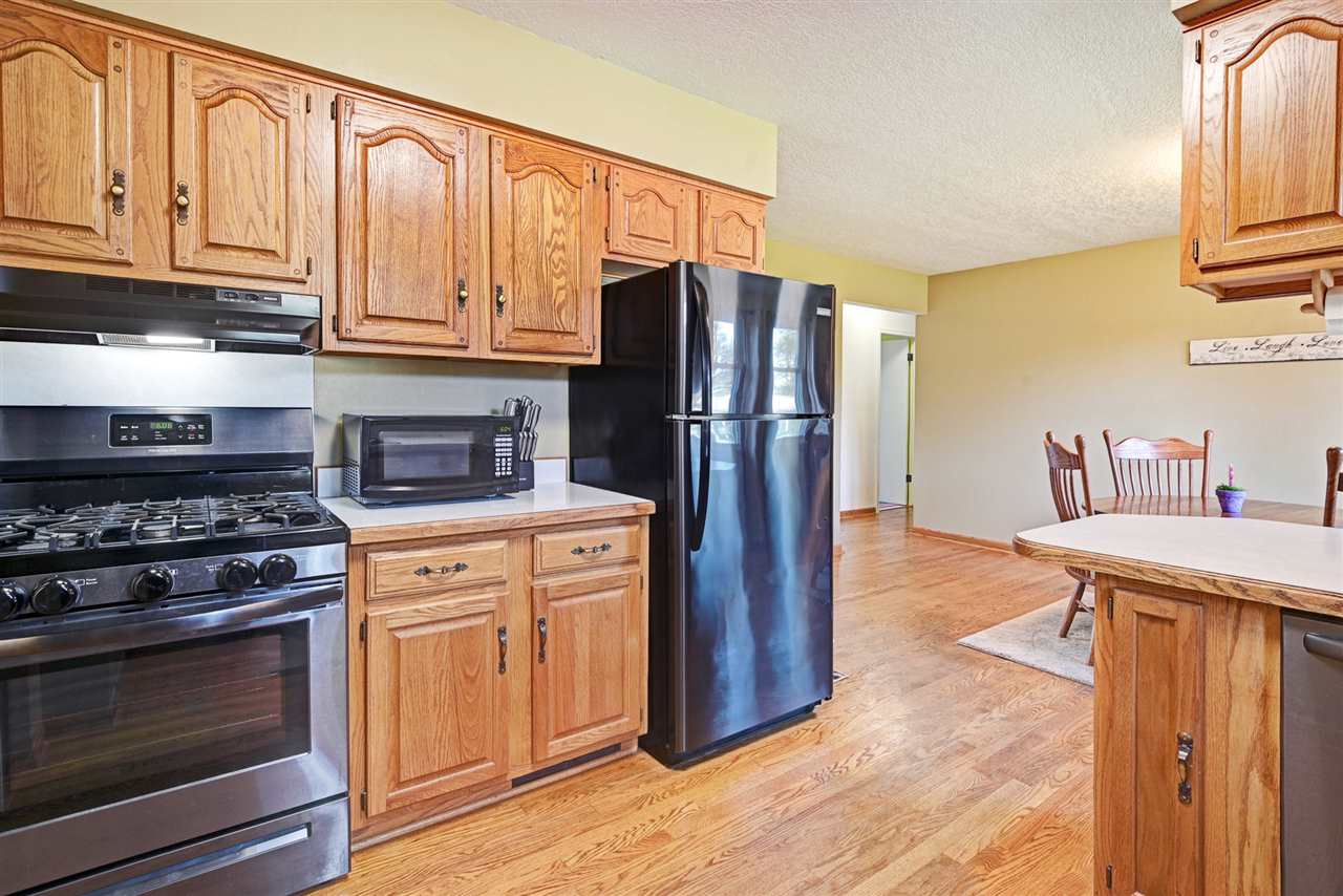 8169 Carpenter Road Flushing, MI 48433 - Photo 18 of 21 31389346-18.JPG