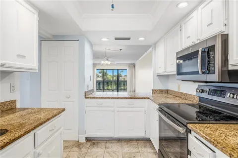 $250,000 | 2400 South Ocean Drive, Unit 6434, Hutchinson Island, FL 34949