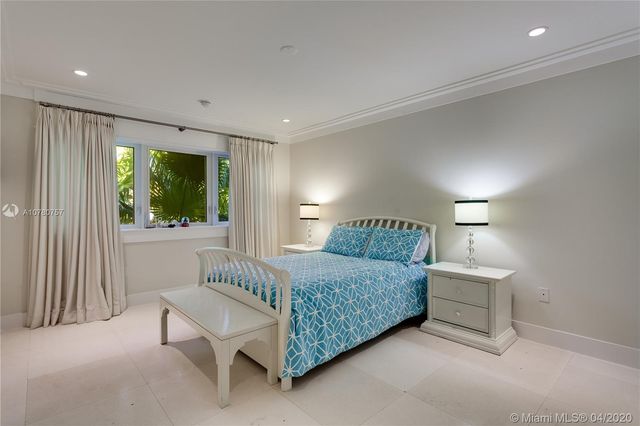 $2,600,000 | 6831 Sunrise Court, Coral Gables, FL 33133