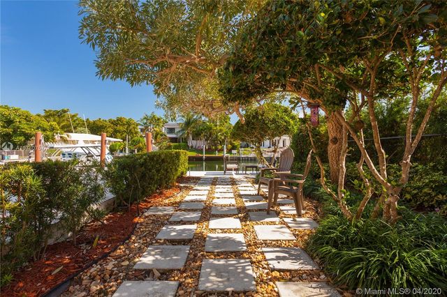 $2,600,000 | 6831 Sunrise Court, Coral Gables, FL 33133