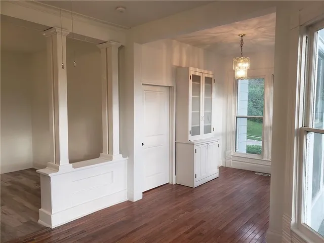 $200,000 | 605 Hall Street, St. Joseph, MO 64501