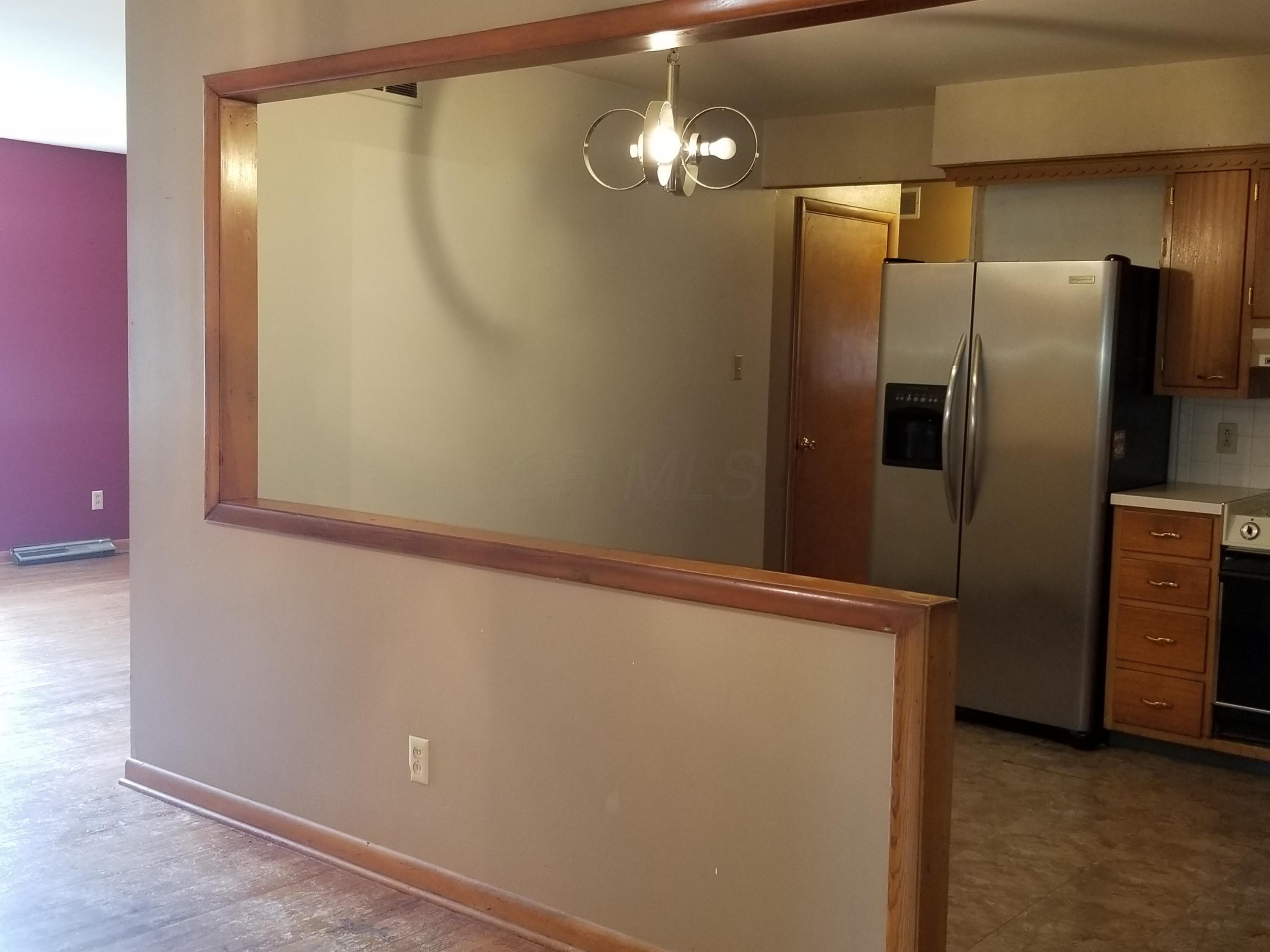 741 Bernhard Road Columbus, OH 43213 - Photo 8 of 29