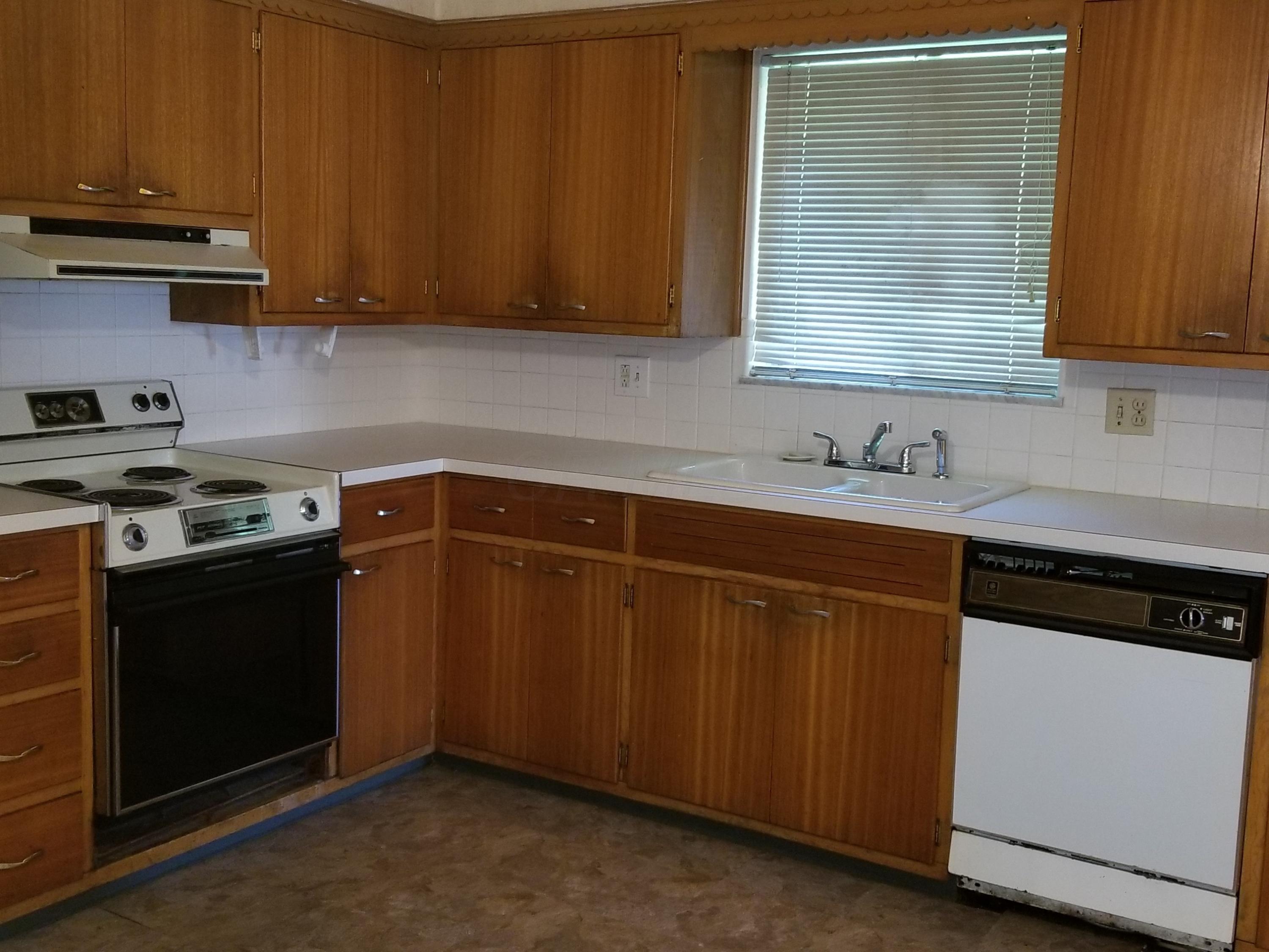 741 Bernhard Road Columbus, OH 43213 - Photo 10 of 29