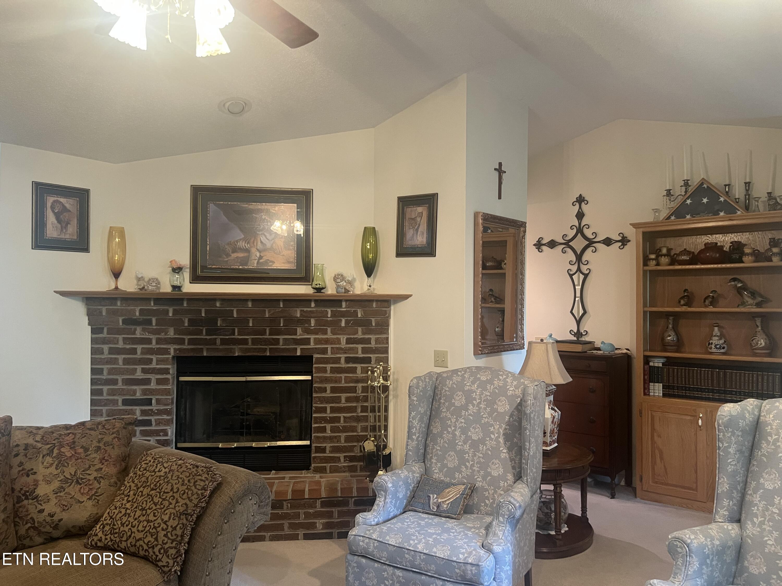 31 Chestnut Oak Road Crossville, TN 38571 - Photo 27 of 41 IMG_4150