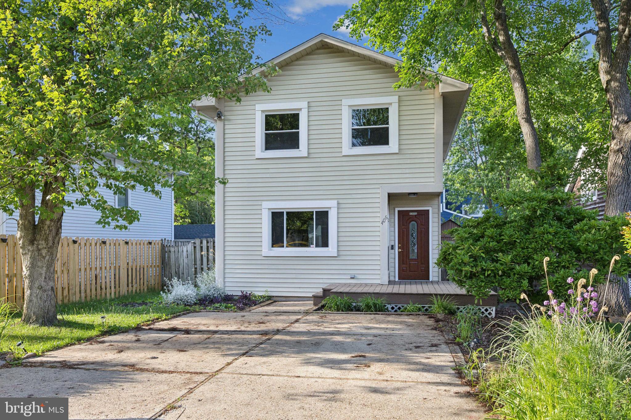 406 Cedar Grove Road Edgewater, MD 21037 - Photo 1 of 27 Welcome to 406 Cedar Grove Road