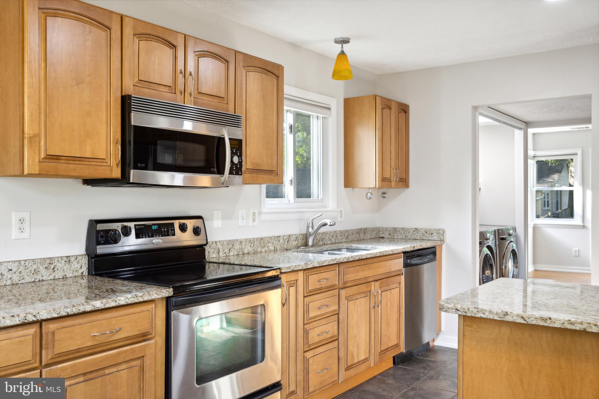 406 Cedar Grove Road Edgewater, MD 21037 - Photo 5 of 27 Kitchen
