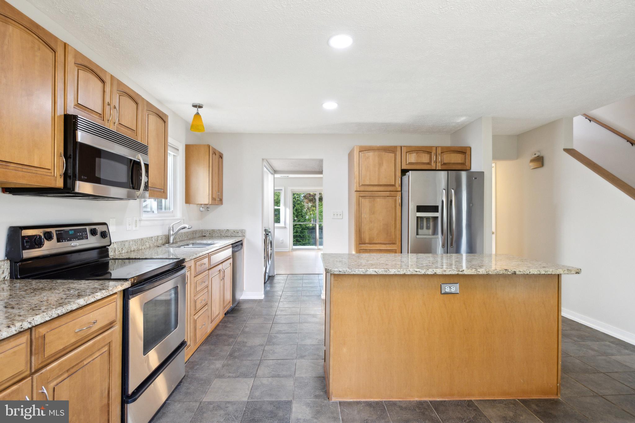 406 Cedar Grove Road Edgewater, MD 21037 - Photo 6 of 27 Kitchen