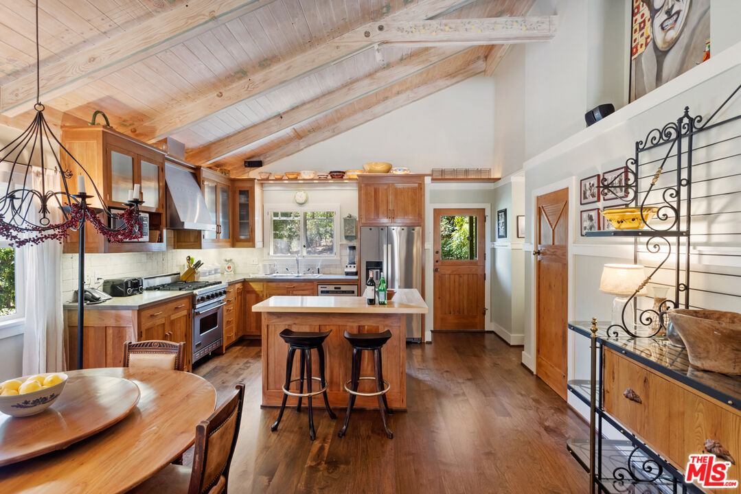 635 Greenleaf Canyon Road Topanga, CA 90290 - Photo 26 of 63