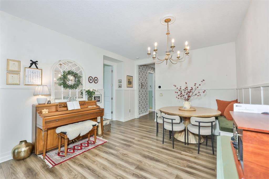 11527 Cedar Valley Drive Riverview, FL 33569 - Photo 19 of 51