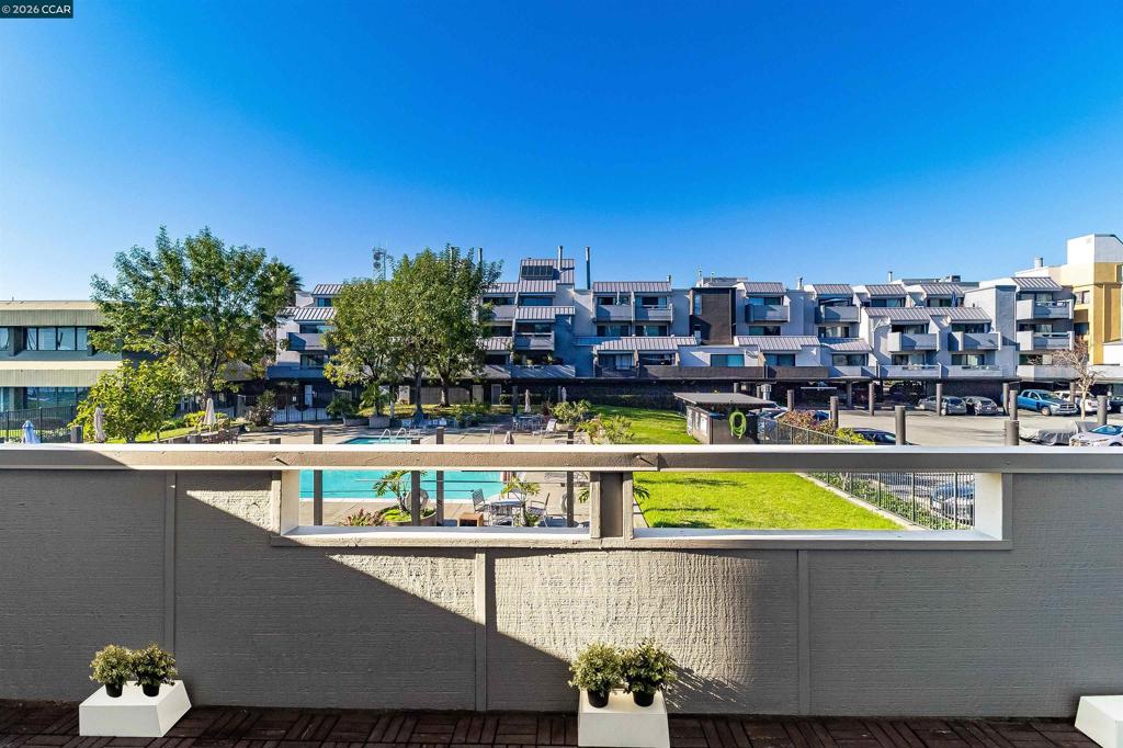 1-1 Embarcadero West, Unit 164 Oakland, CA 94607 - Photo 14 of 24