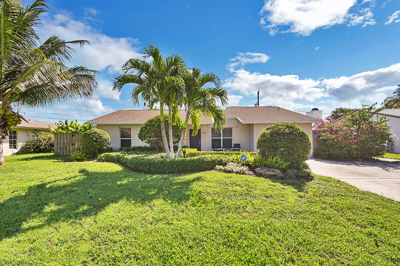 3101 Cardinal Drive Delray Beach, FL 33444 - Photo 1 of 26 FRONT