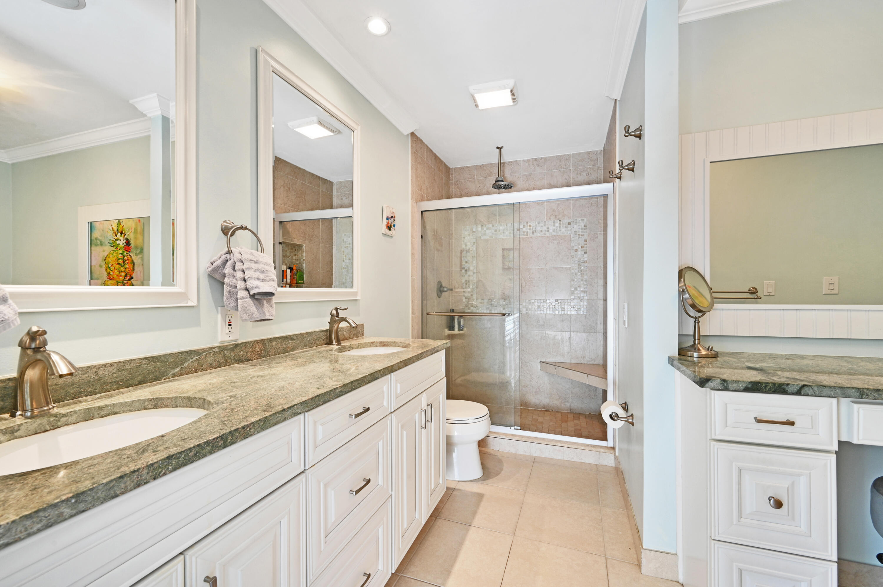 3101 Cardinal Drive Delray Beach, FL 33444 - Photo 17 of 26 Master Bath