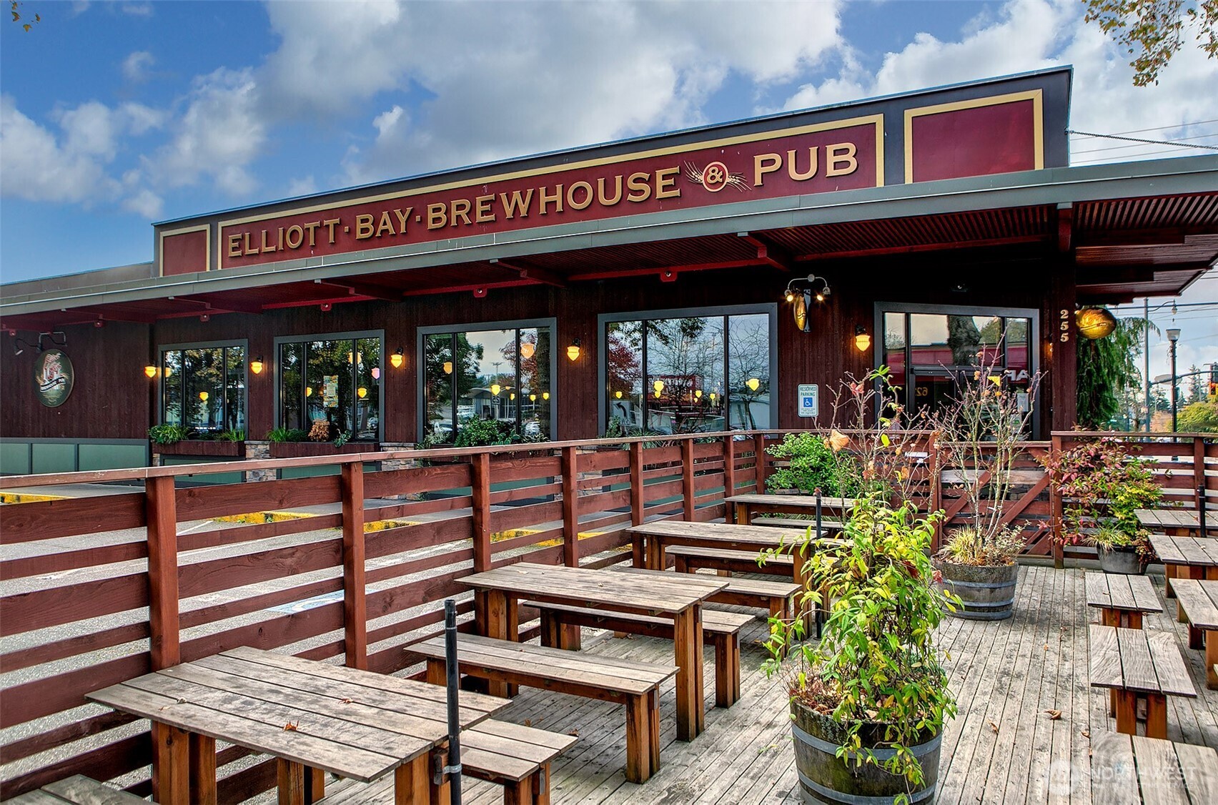 16504 3rd Avenue Southwest Burien, WA 98148 - Photo 17 of 17 a view of a chairs and table in the patio