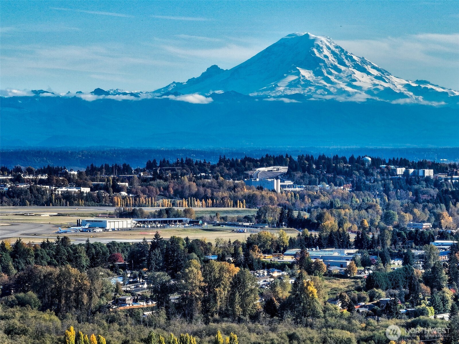 16504 3rd Avenue Southwest Burien, WA 98148 - Photo 8 of 17 a view of a city