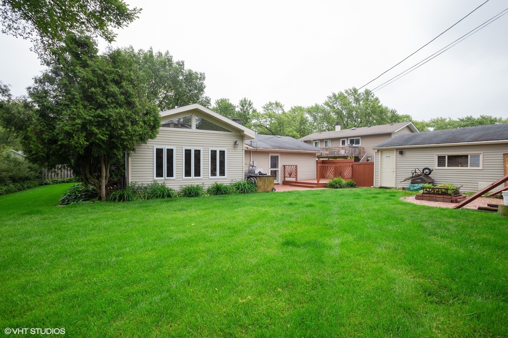 1660 Dennison Road Hoffman Estates, IL 60169 - Photo 14 of 14