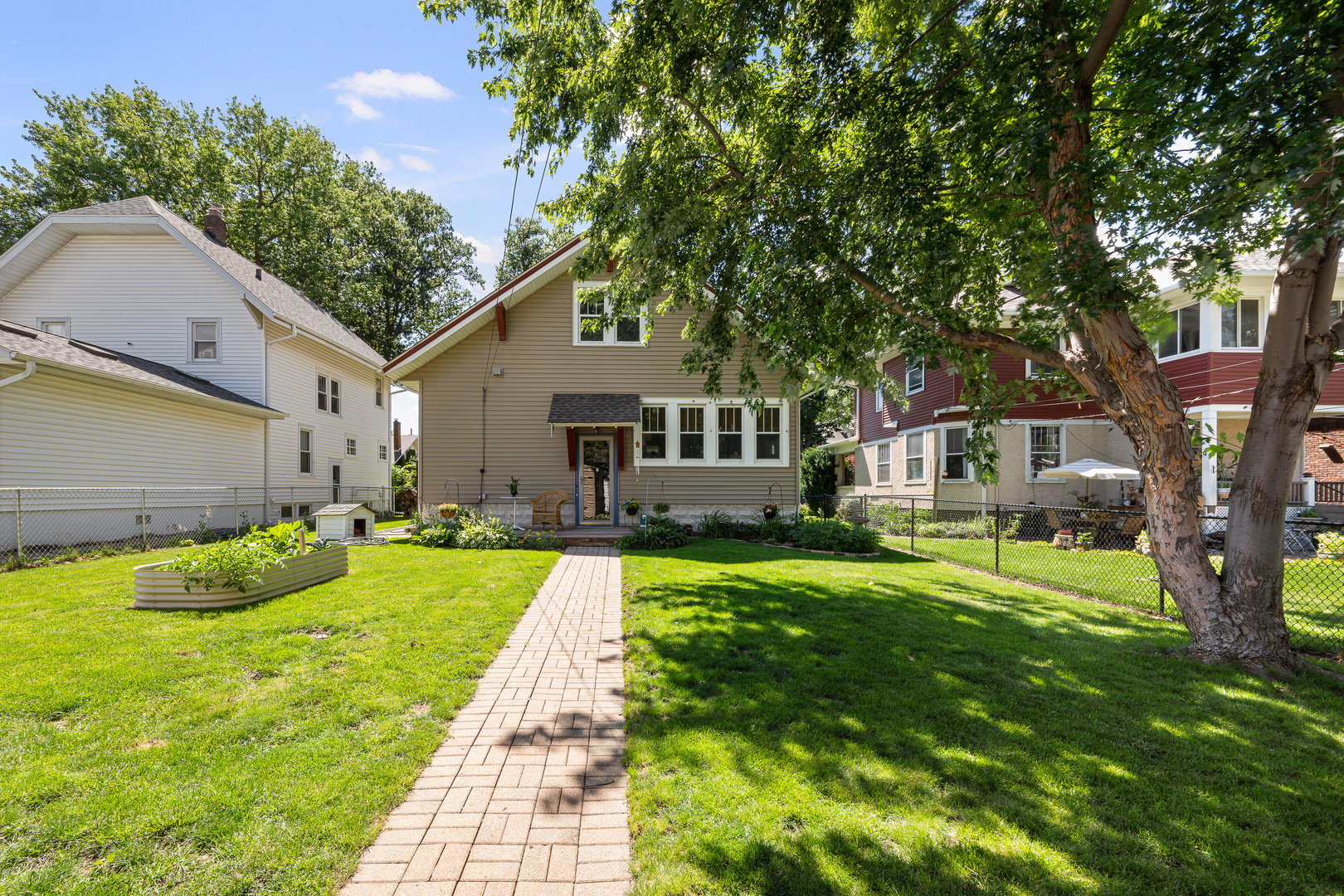 2221 Ripley Street Davenport, IA 52803 - Photo 31 of 35