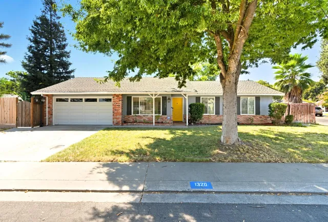 $460,000 | 1320 Coffee Villa Drive, Modesto, CA 95355