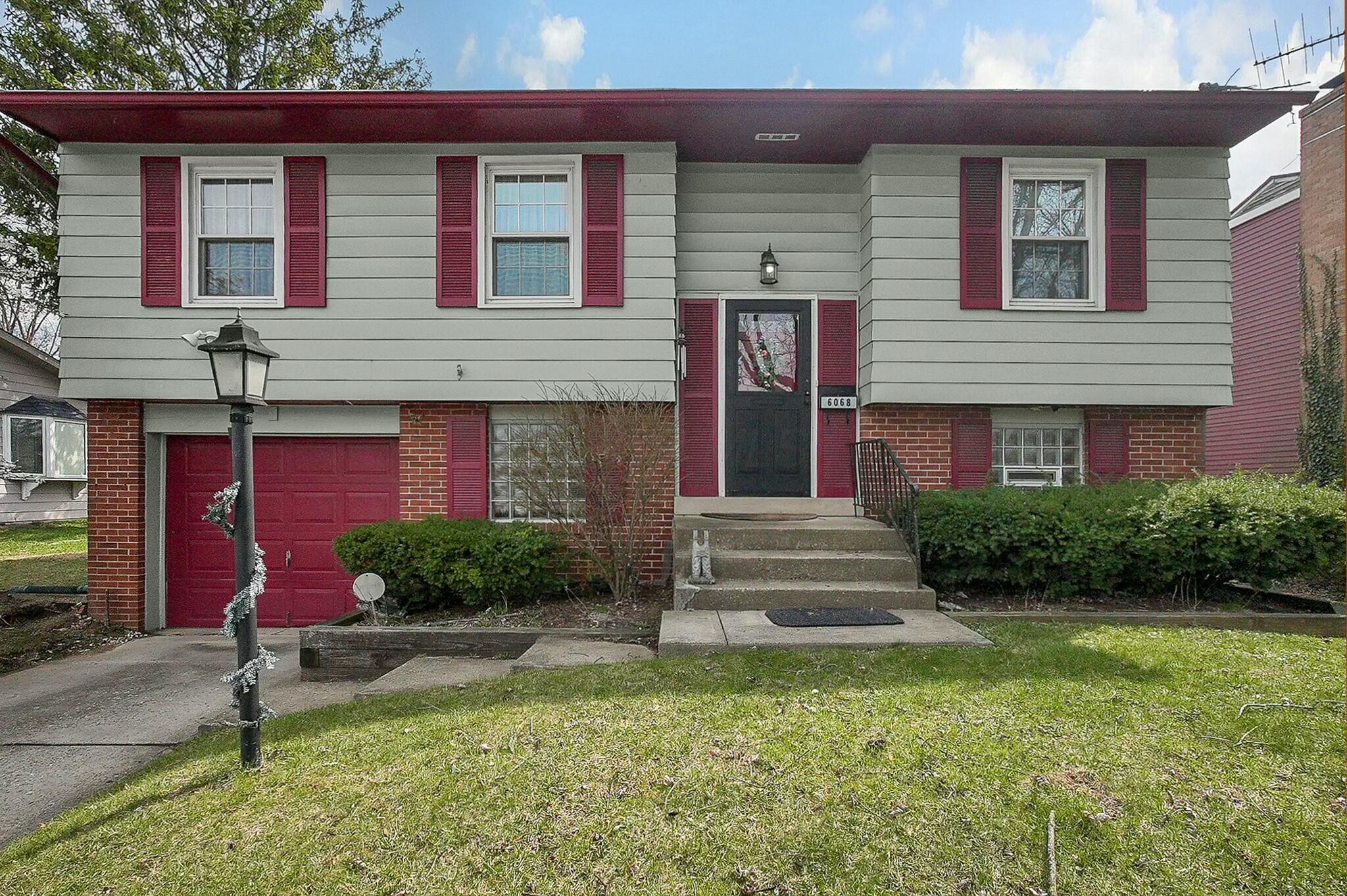 6068 Endicott Road Columbus, OH 43229 - Photo 1 of 23 tempImageukWZCf