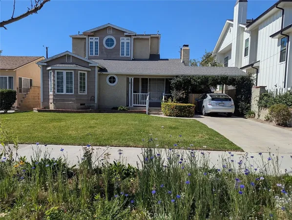 $750 | 707 North California Street, Burbank, CA 91505