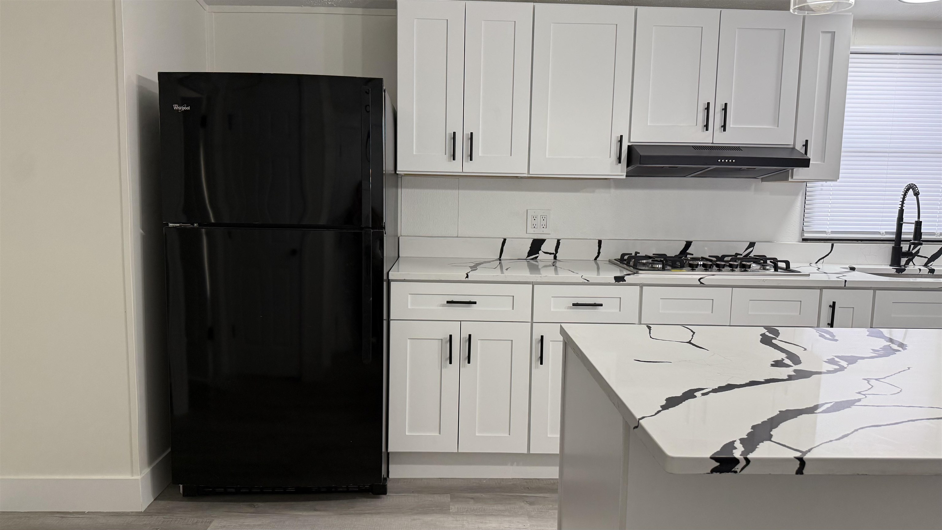 23 Pleasant Lane Freeport, IL 61032 - Photo 9 of 14