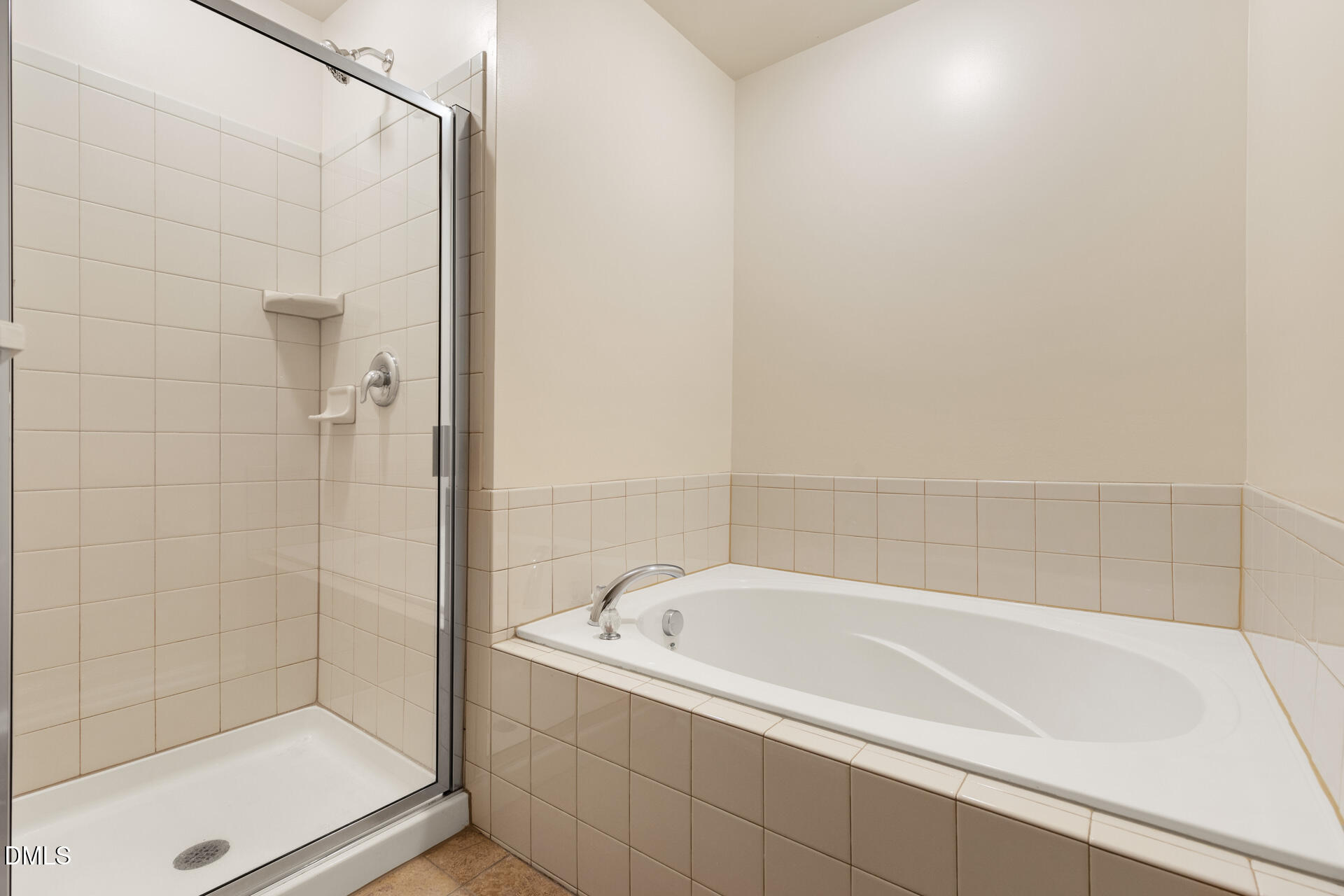 469 Panorama View Loop Cary, NC 27519 - Photo 23 of 36 469-Panorama-118