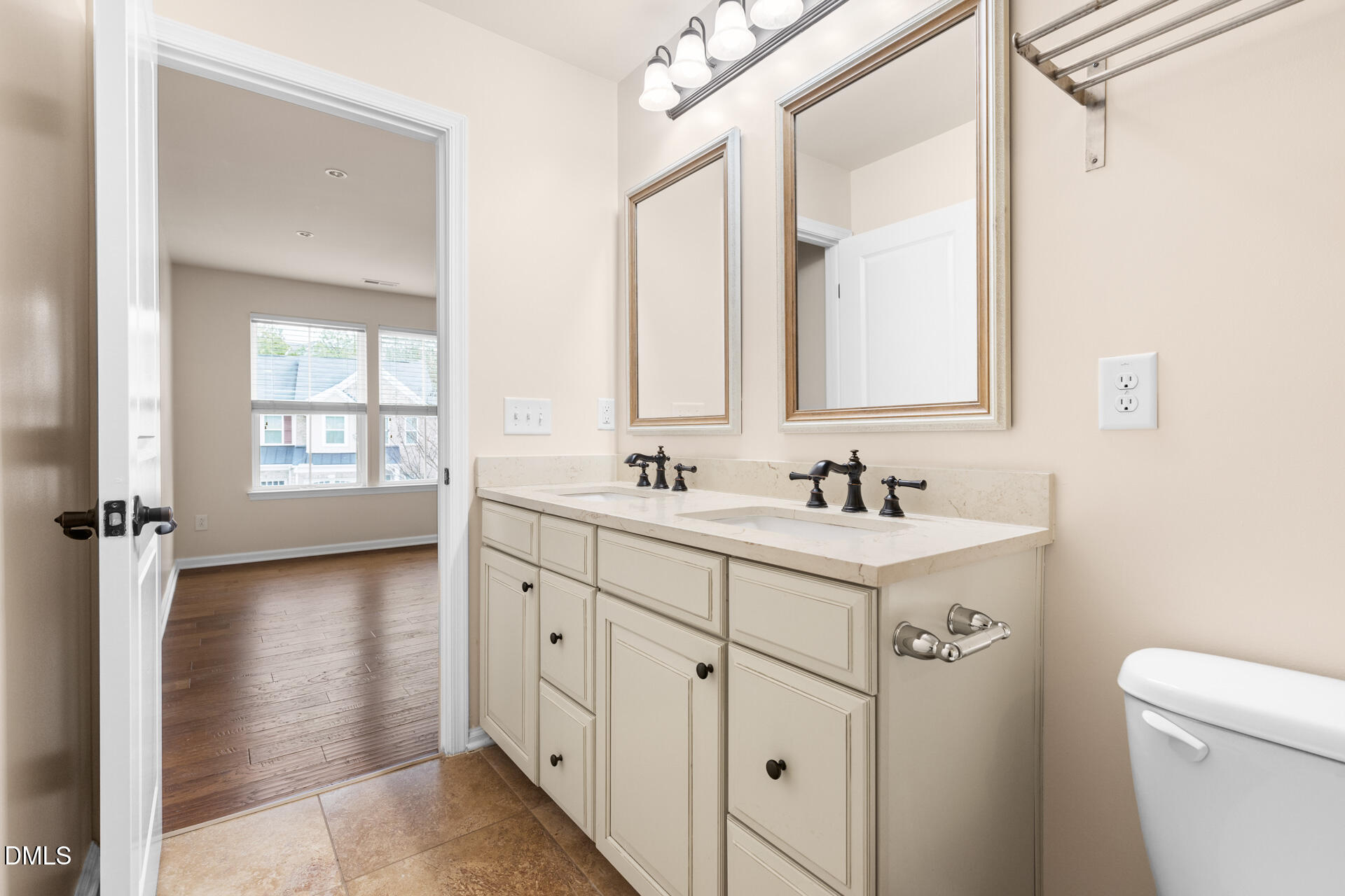 469 Panorama View Loop Cary, NC 27519 - Photo 24 of 36 469-Panorama-119