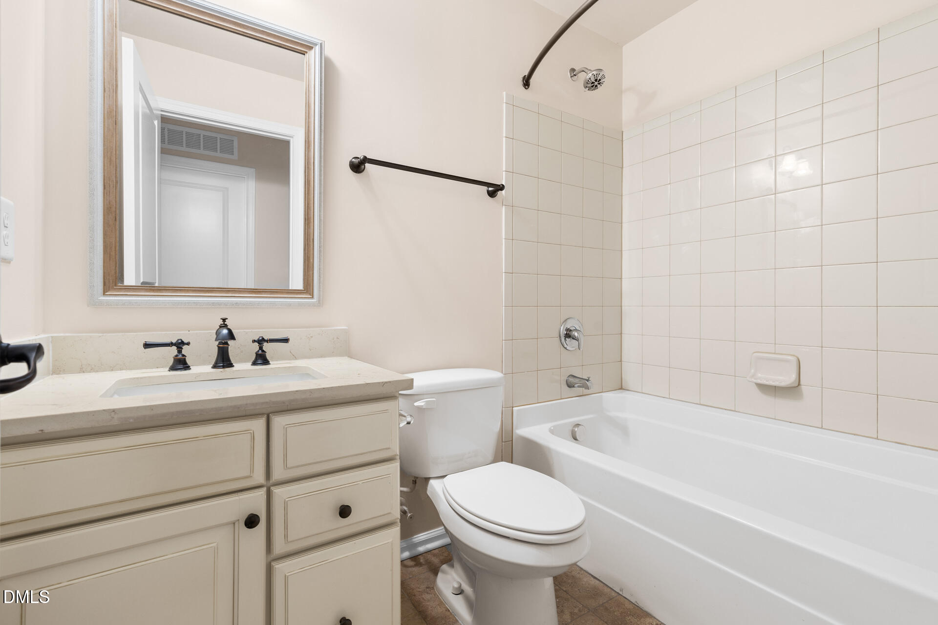 469 Panorama View Loop Cary, NC 27519 - Photo 29 of 36 469-Panorama-124