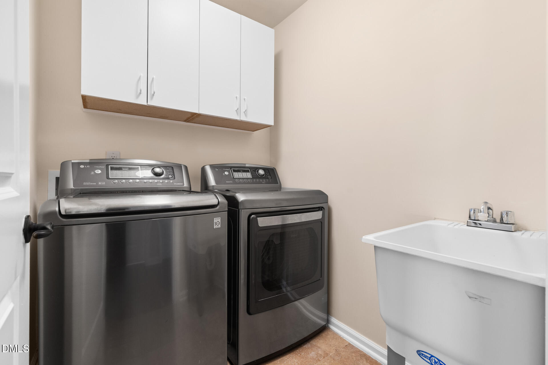 469 Panorama View Loop Cary, NC 27519 - Photo 33 of 36 469-Panorama-128