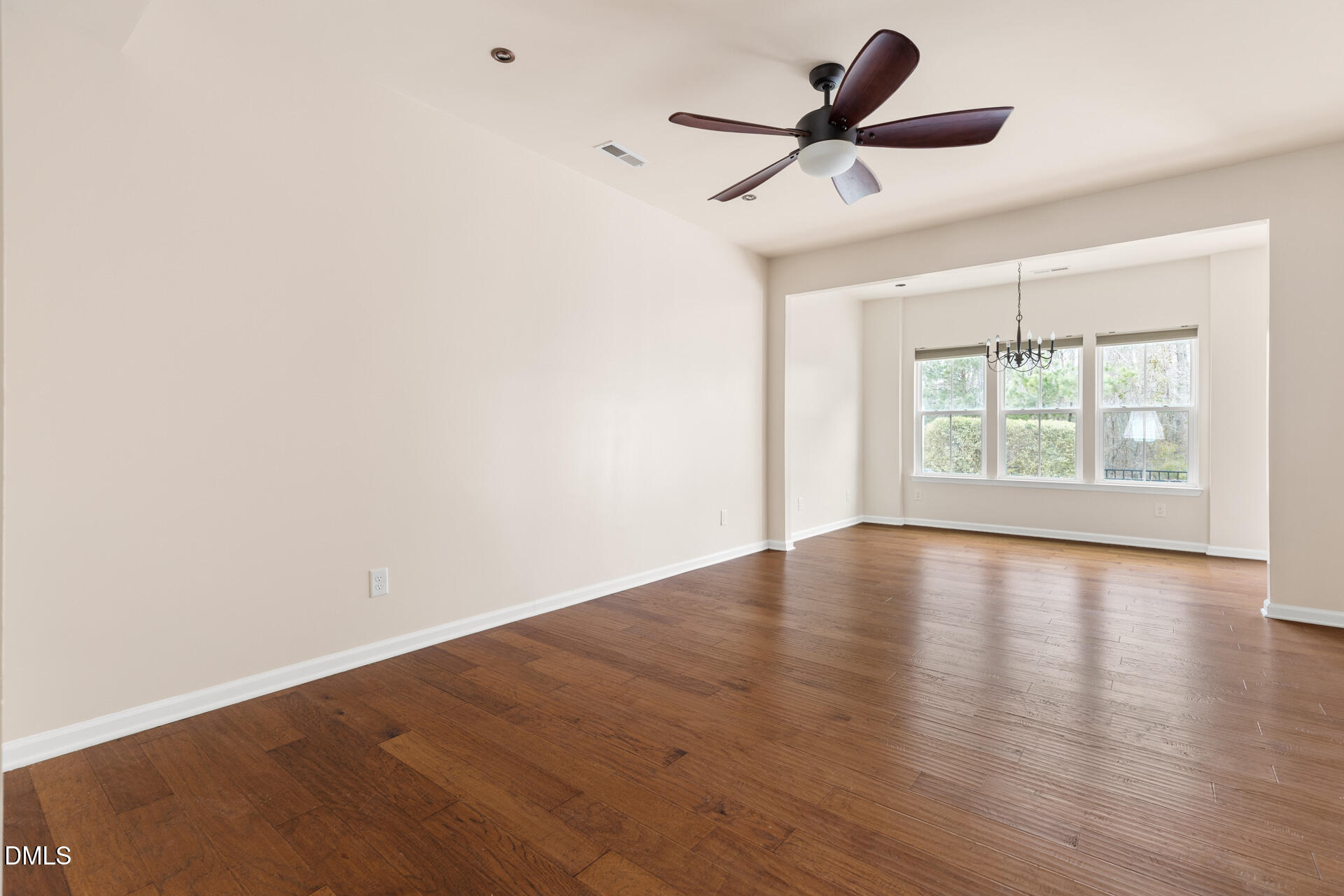 469 Panorama View Loop Cary, NC 27519 - Photo 10 of 36 469-Panorama-110