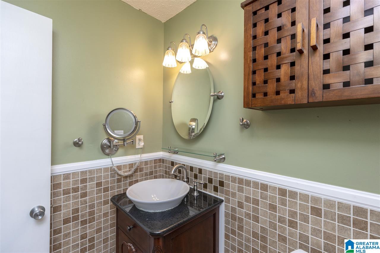 41 Williams Drive Alabaster, AL 35007 - Photo 3 of 44