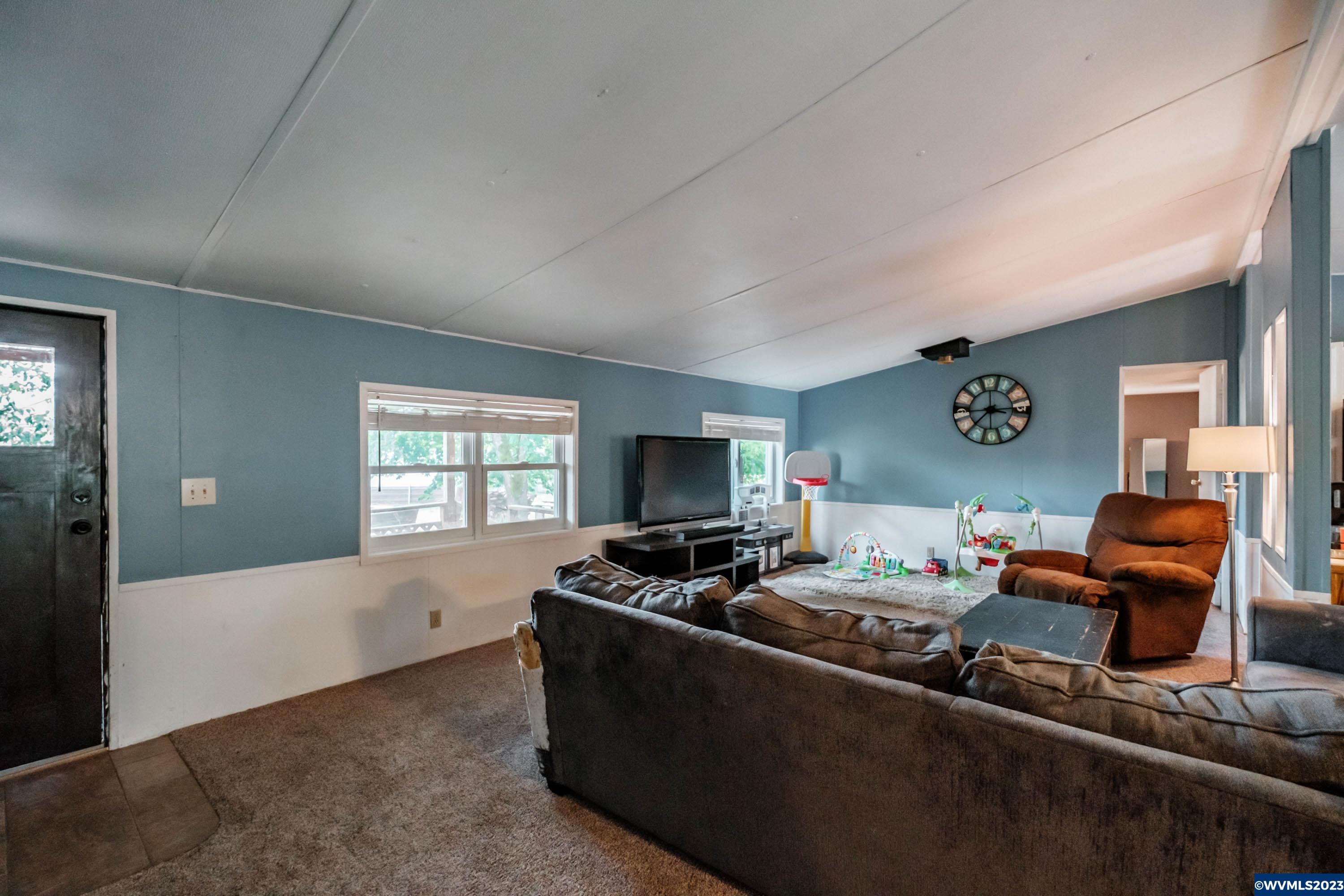 34505 Riverside Drive, Unit 22 Albany, OR 97321 - Photo 5 of 33 Gallery Image 5