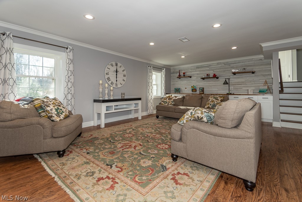 29235 Edgedale Road Cleveland, OH 44124 - Photo 29 of 35 Downstairs Family Room