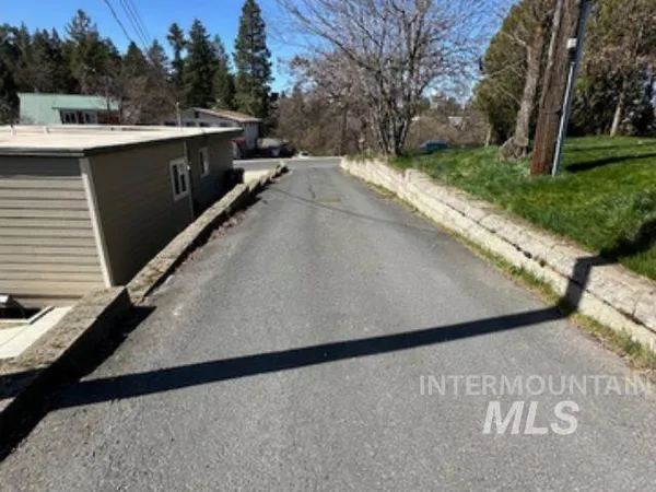 $510,000 | 325 Taylor Avenue, Moscow, ID 83843