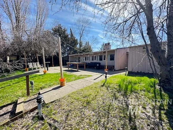 $510,000 | 325 Taylor Avenue, Moscow, ID 83843