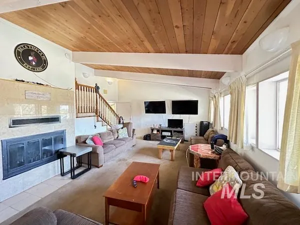 $510,000 | 325 Taylor Avenue, Moscow, ID 83843