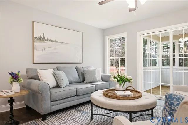 $279,000 | 31 Moccasin Trail, Weems, VA 22576