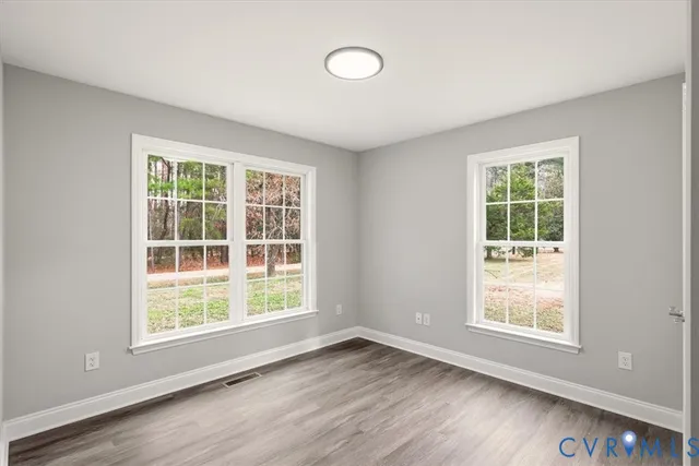 $279,000 | 31 Moccasin Trail, Weems, VA 22576