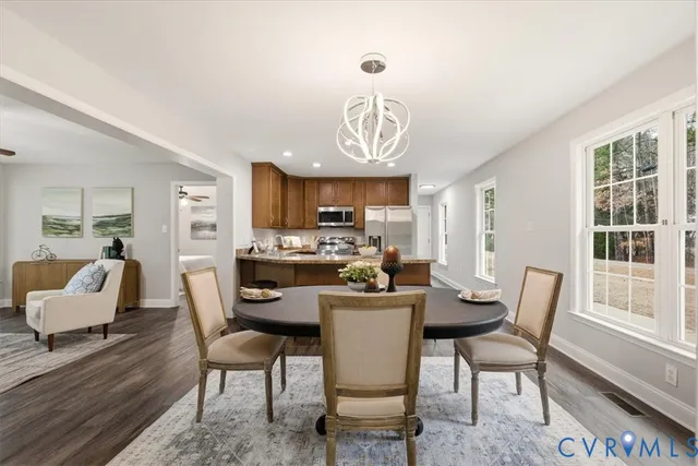 $279,000 | 31 Moccasin Trail, Weems, VA 22576