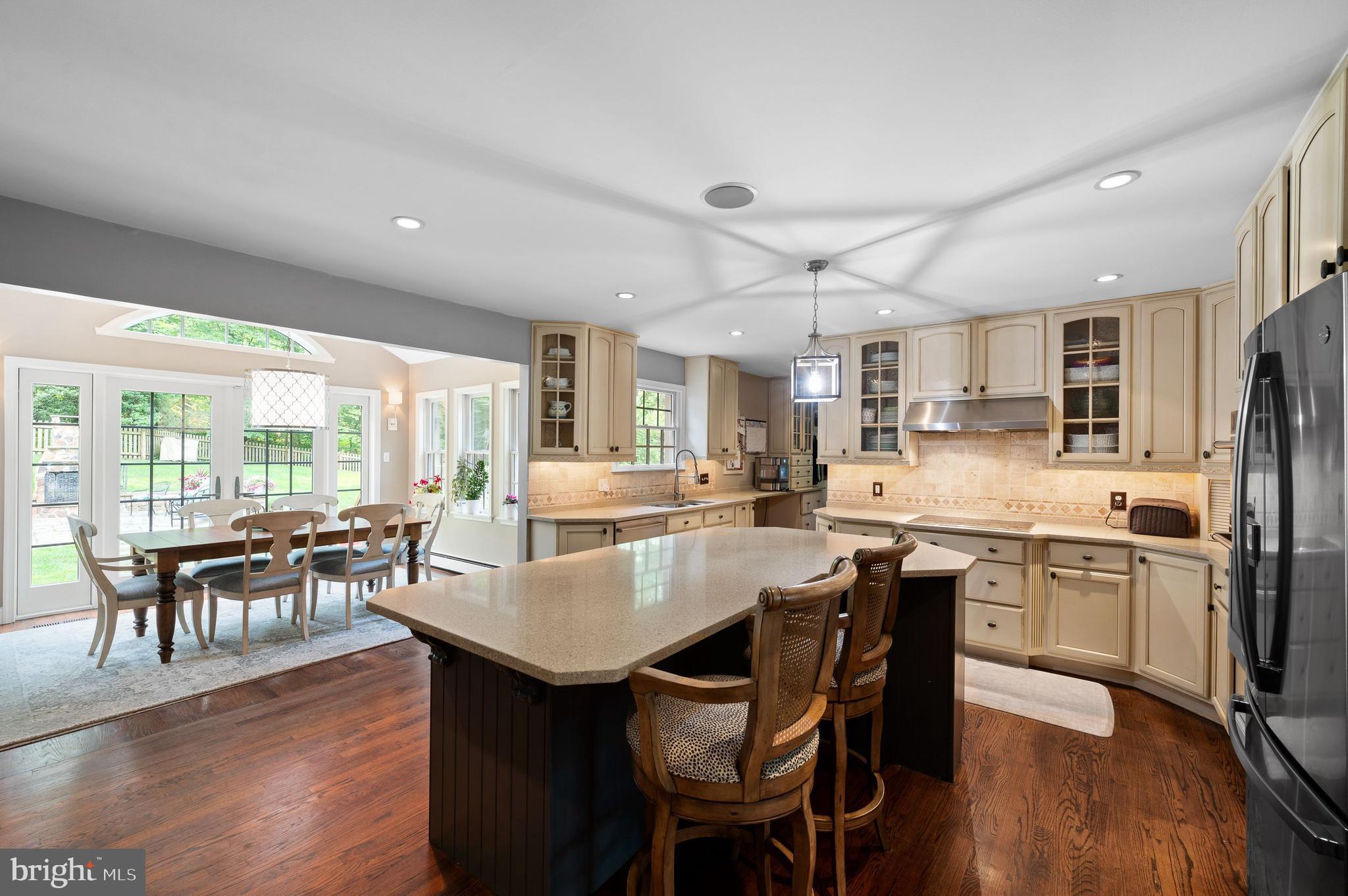 172 Ridgewood Road Wayne, PA 19087 - Photo 4 of 27