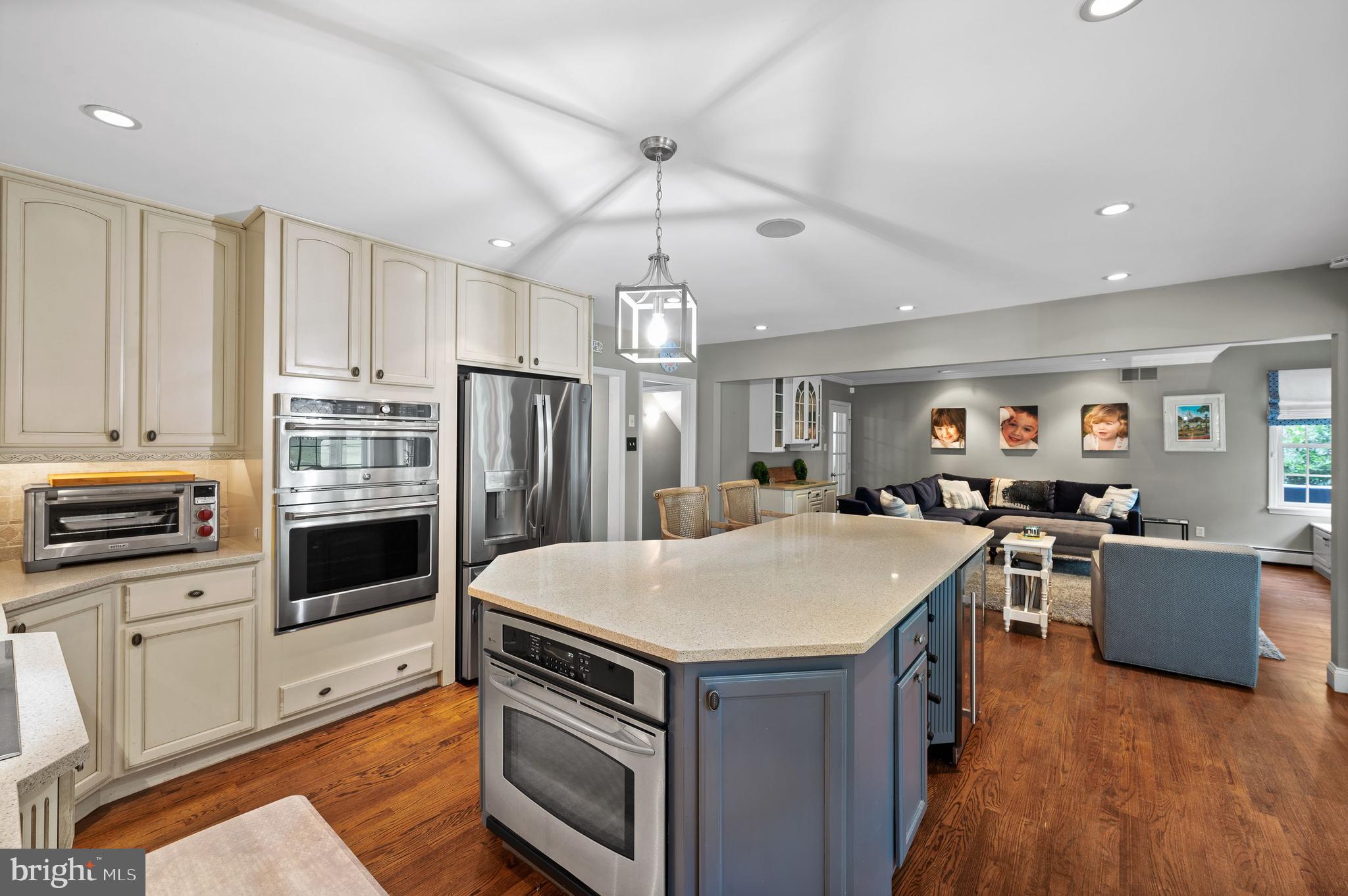 172 Ridgewood Road Wayne, PA 19087 - Photo 6 of 27