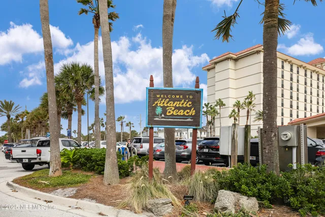 $220,000 | 1248 Wonderwood Drive, Jacksonville, FL 32233